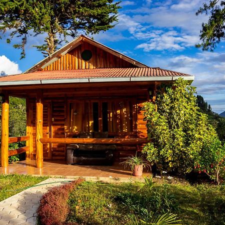 Hassinger Ranch Cabanas اوكسابامبا المظهر الخارجي الصورة