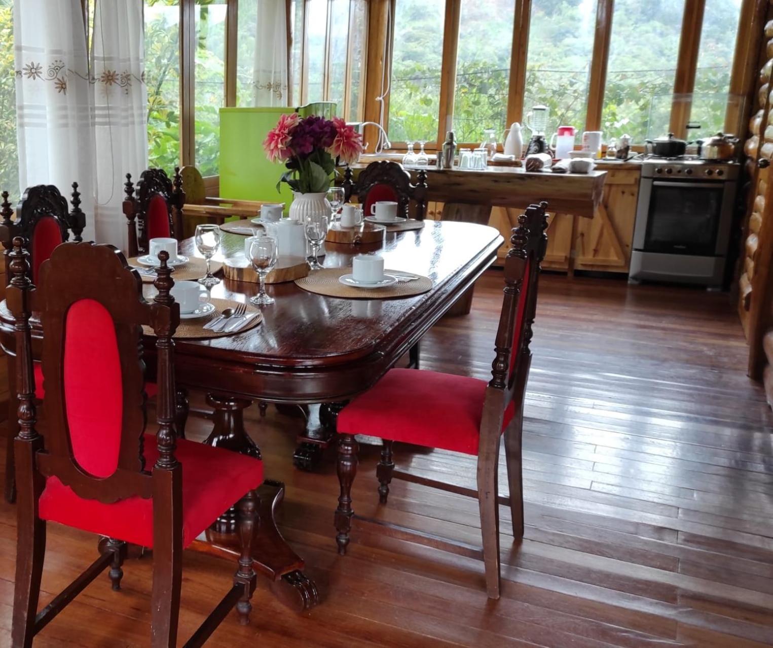 Hassinger Ranch Cabanas اوكسابامبا الغرفة الصورة