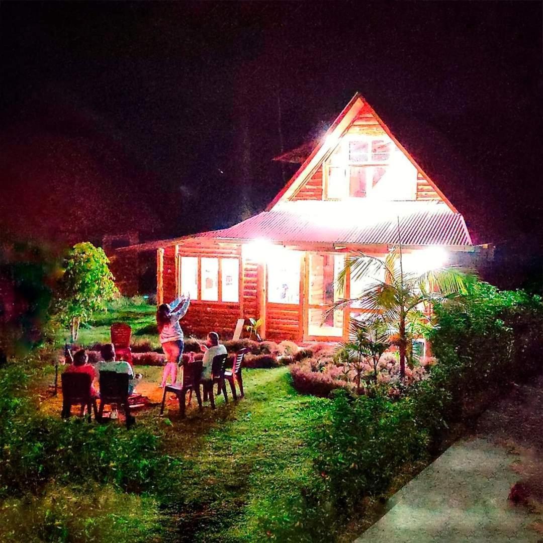 Hassinger Ranch Cabanas اوكسابامبا الغرفة الصورة